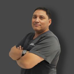 Dr. Héctor Peña Carrillo